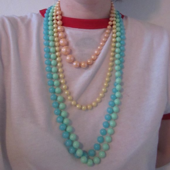 Vintage Jewelry - 4 Vintage Iridescent Plastic Clasp Necklaces